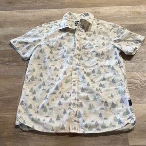 The North Face casual shirt sleeve shirt